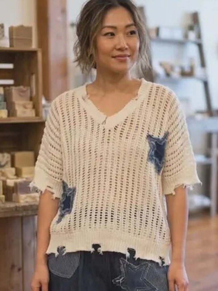 Distressed Star Knit Pullover
